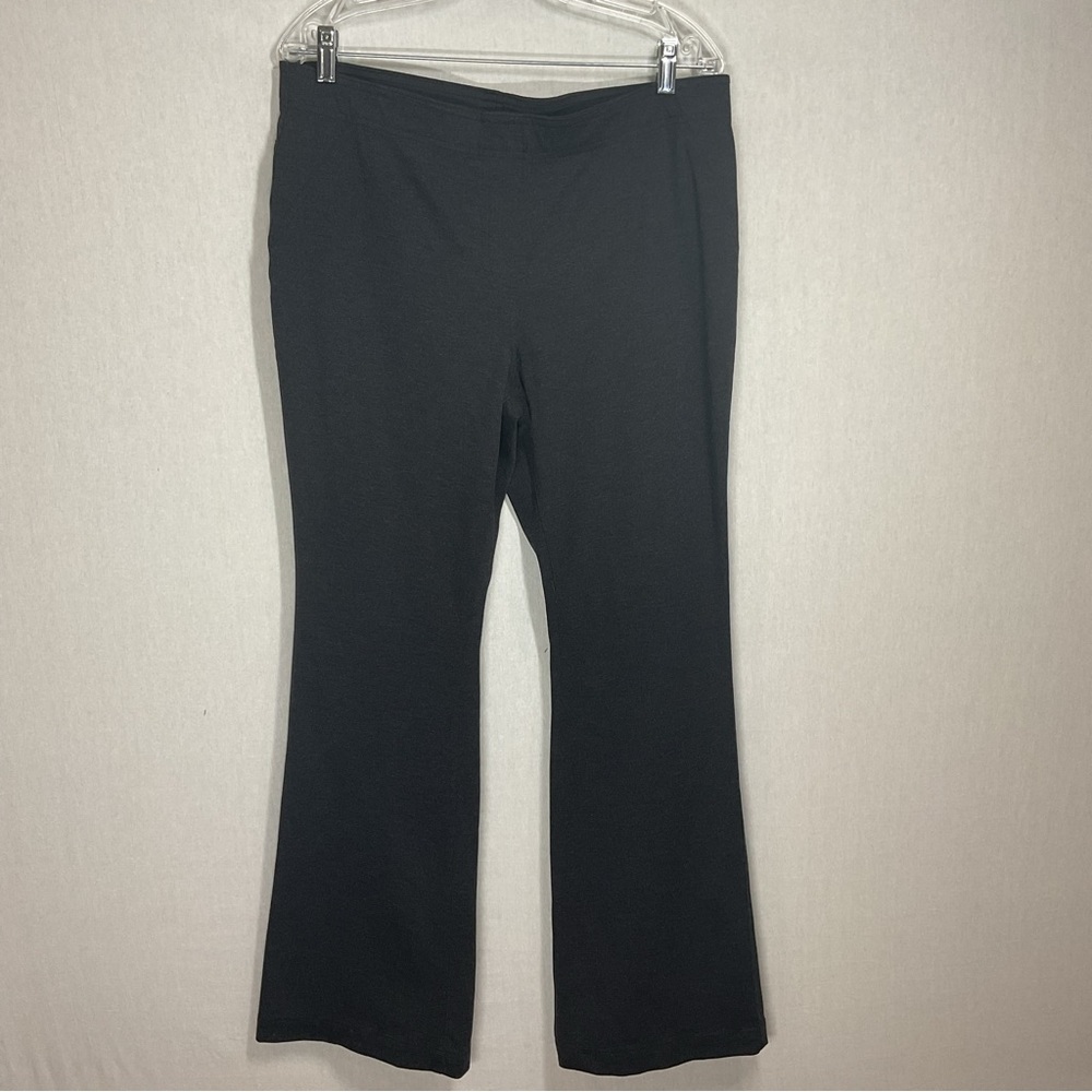 Chicos Yoga Pant Flare Leg Ponte Pant Stretch Flare Yoga Leggings in Siz…